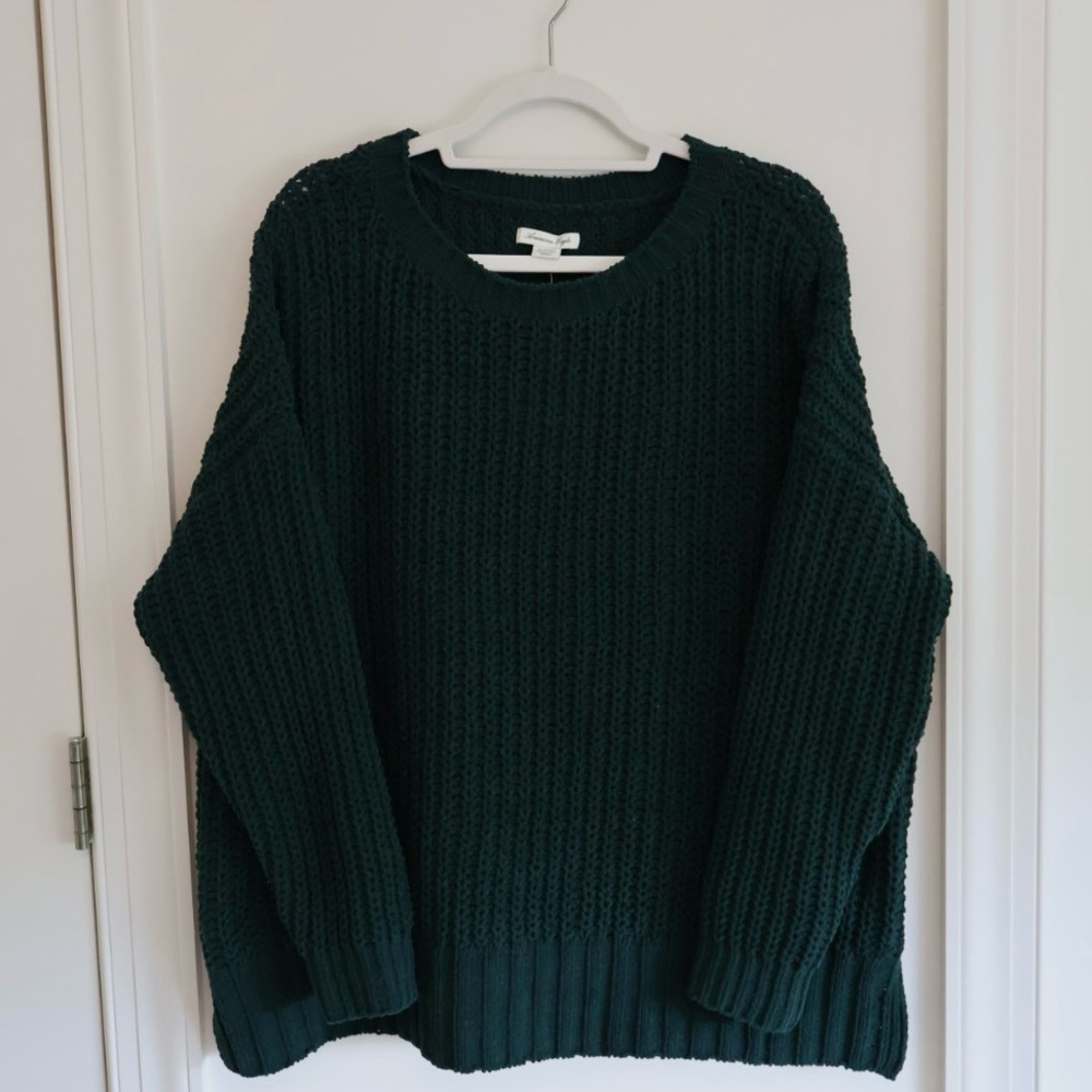 American Eagle Sweater